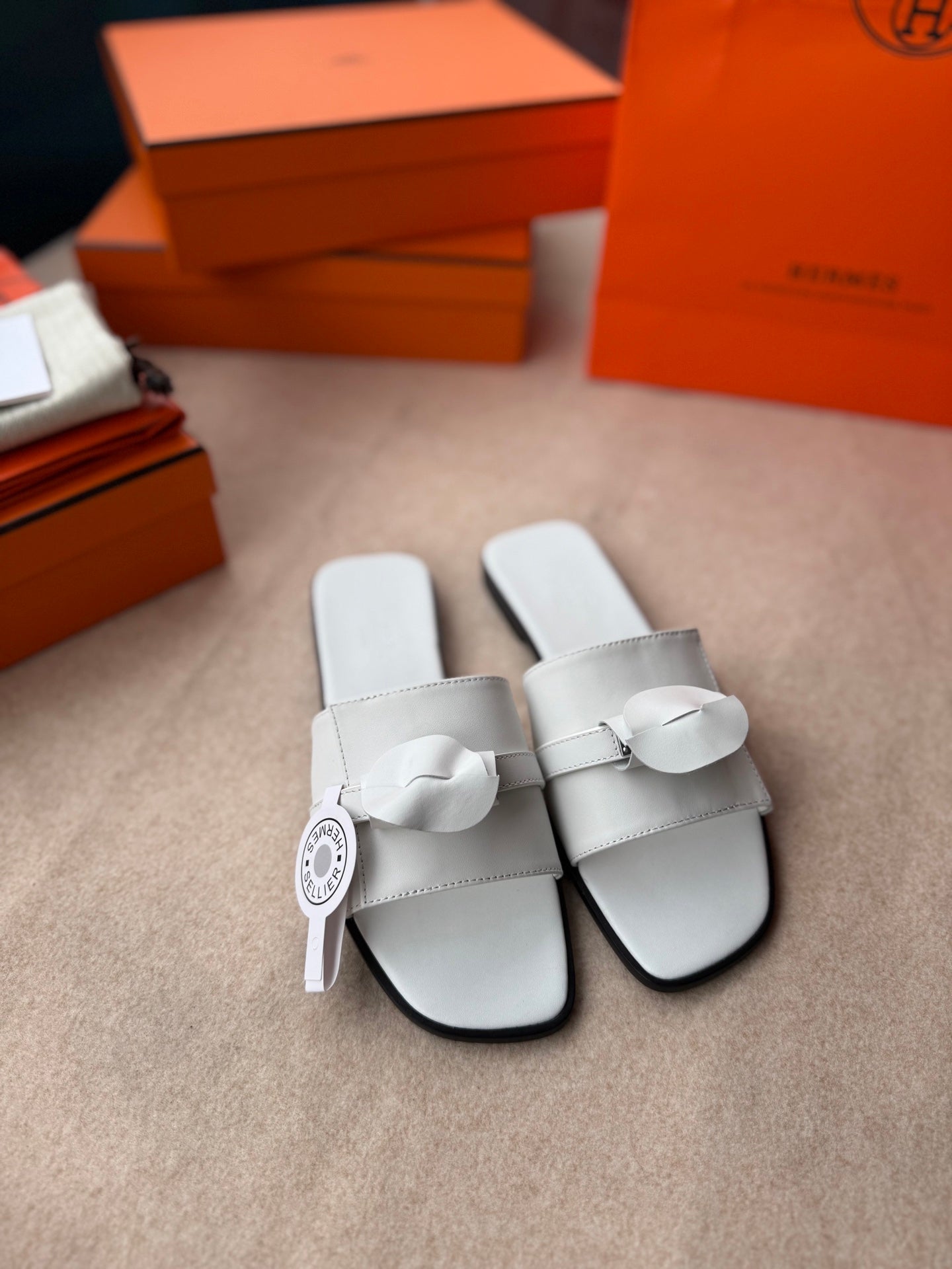 HERMES 0RAN SANDALS IN WHITE CALFSKIN