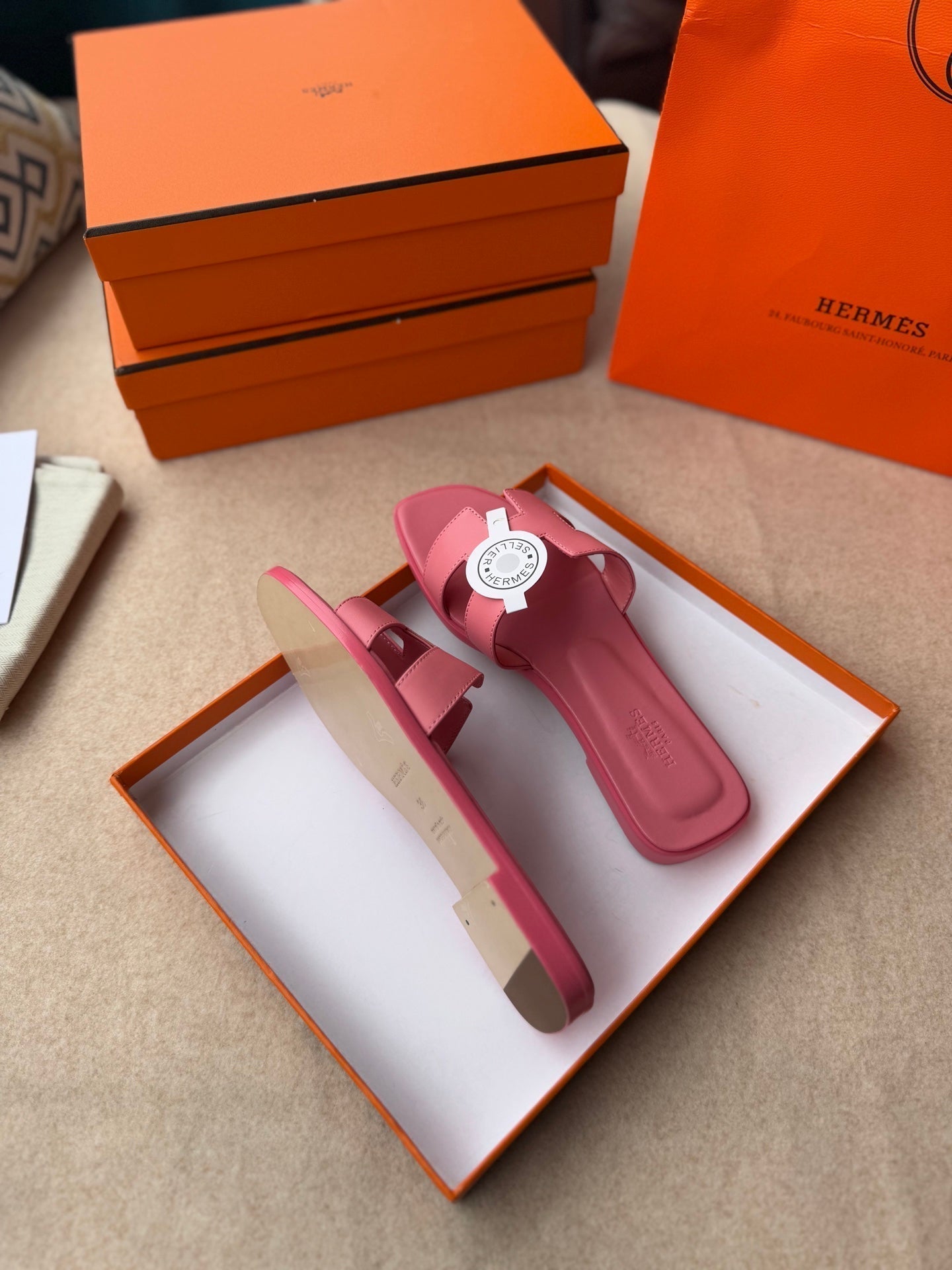 HERMES 0RAN SANDALS IN ROSE PINK CALFSKIN