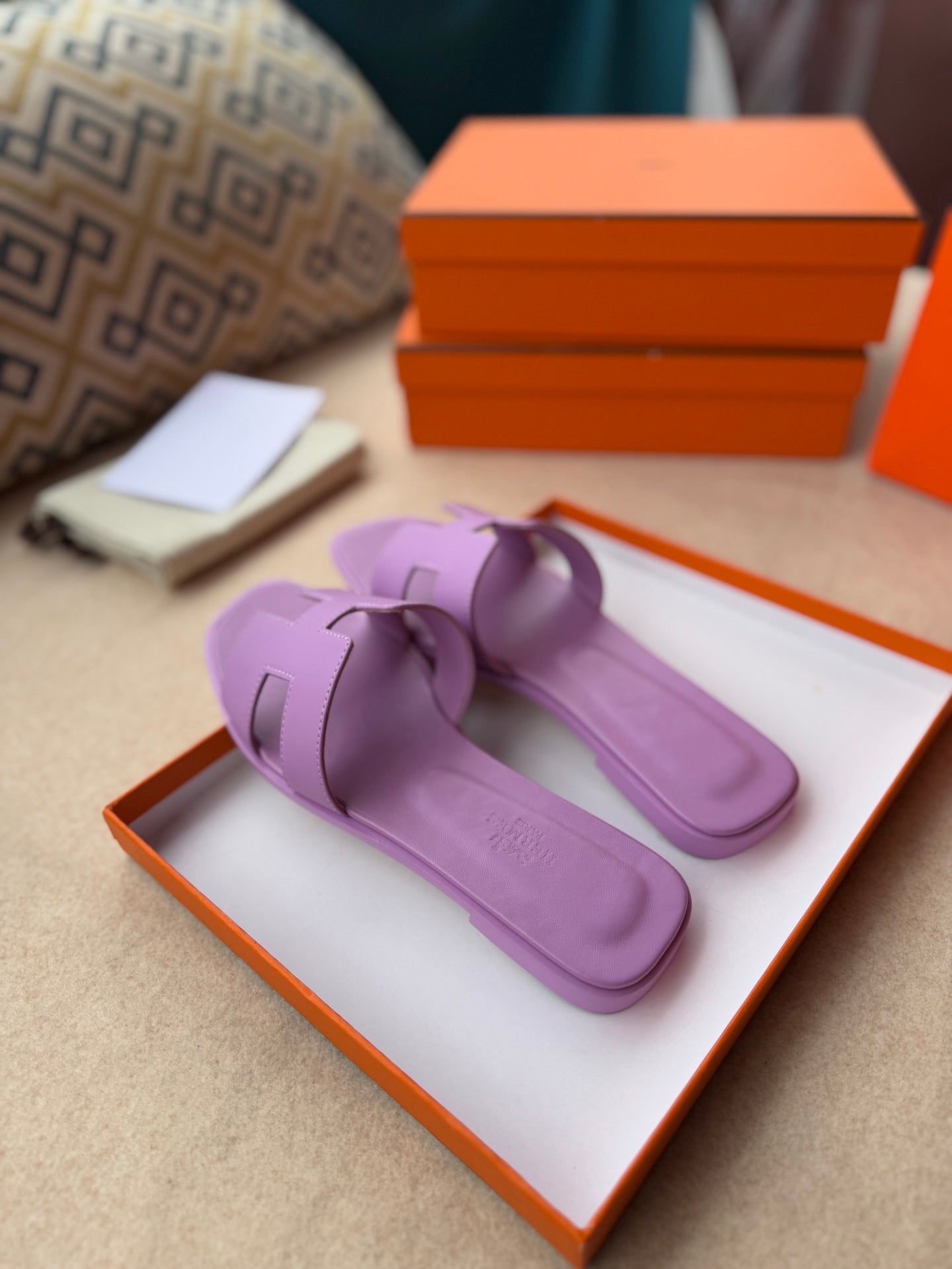 HERMES 0RAN SANDALS IN LILAC PURPLE CALFSKIN