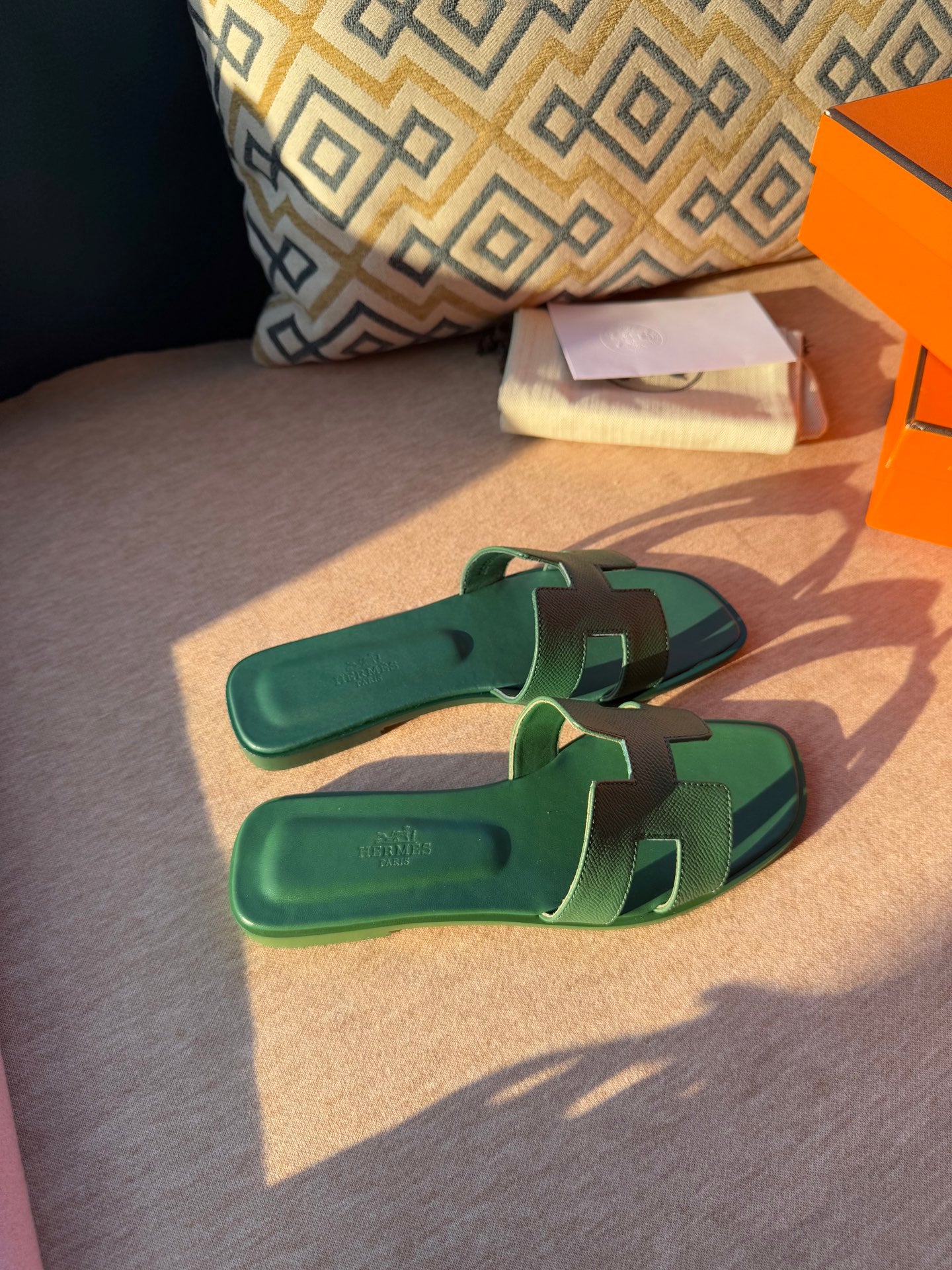 HERMES 0RAN SANDALS IN HUNTER GREEN CALFSKIN