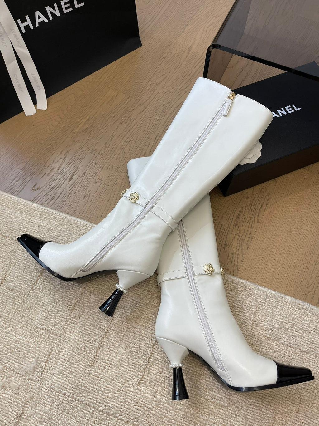 CHANEL KNEE HIGH BOOTS IN WHITE MIX BLACK CALFSKIN