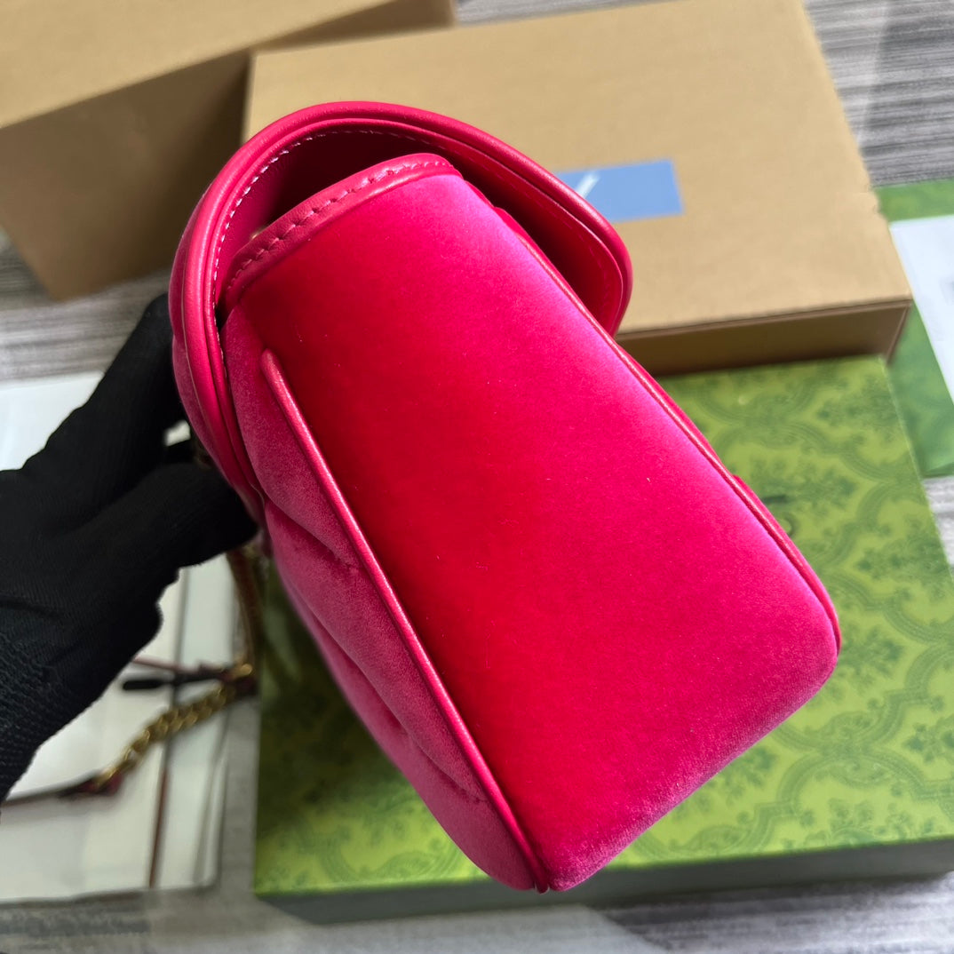 GUCCI MARMONT MEDIUM 26 BAG IN BRIGHT PINK VELVET