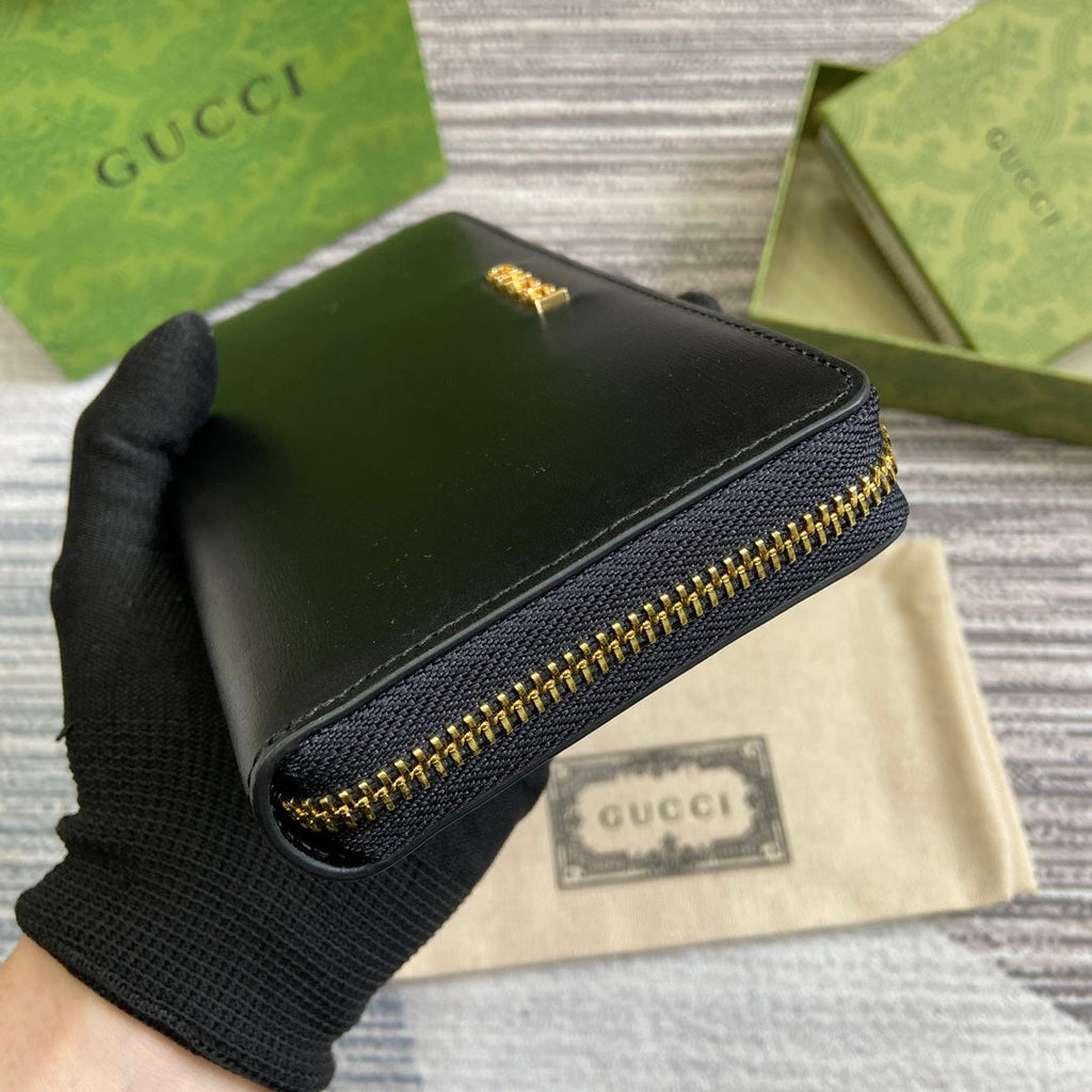 GUCCI ZIP AROUND WALLET 20 IN BLACK CALFSKIN GOLD HARDWARE