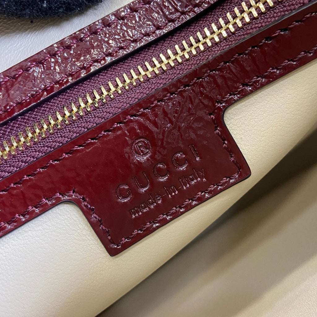 GUCCI JACKIE SMALL SHOULDER BAG 27 IN WINE RED CRACKED LACQUER CALFSKIN GOLD HARDWARE