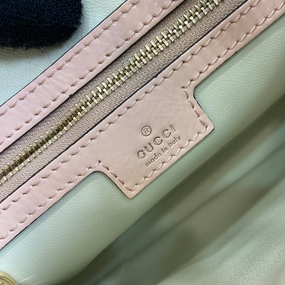 GUCCI JACKIE SMALL SHOULDER BAG 27 IN LIGHT PINK CRACKED LACQUER CALFSKIN GOLD HARDWARE
