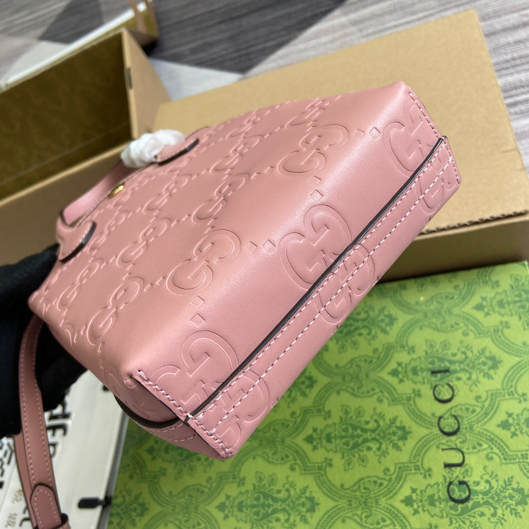 GUCCI 20 SUPER MINI BAG WITH STRAP IN LIGHT PINK CALFSKIN