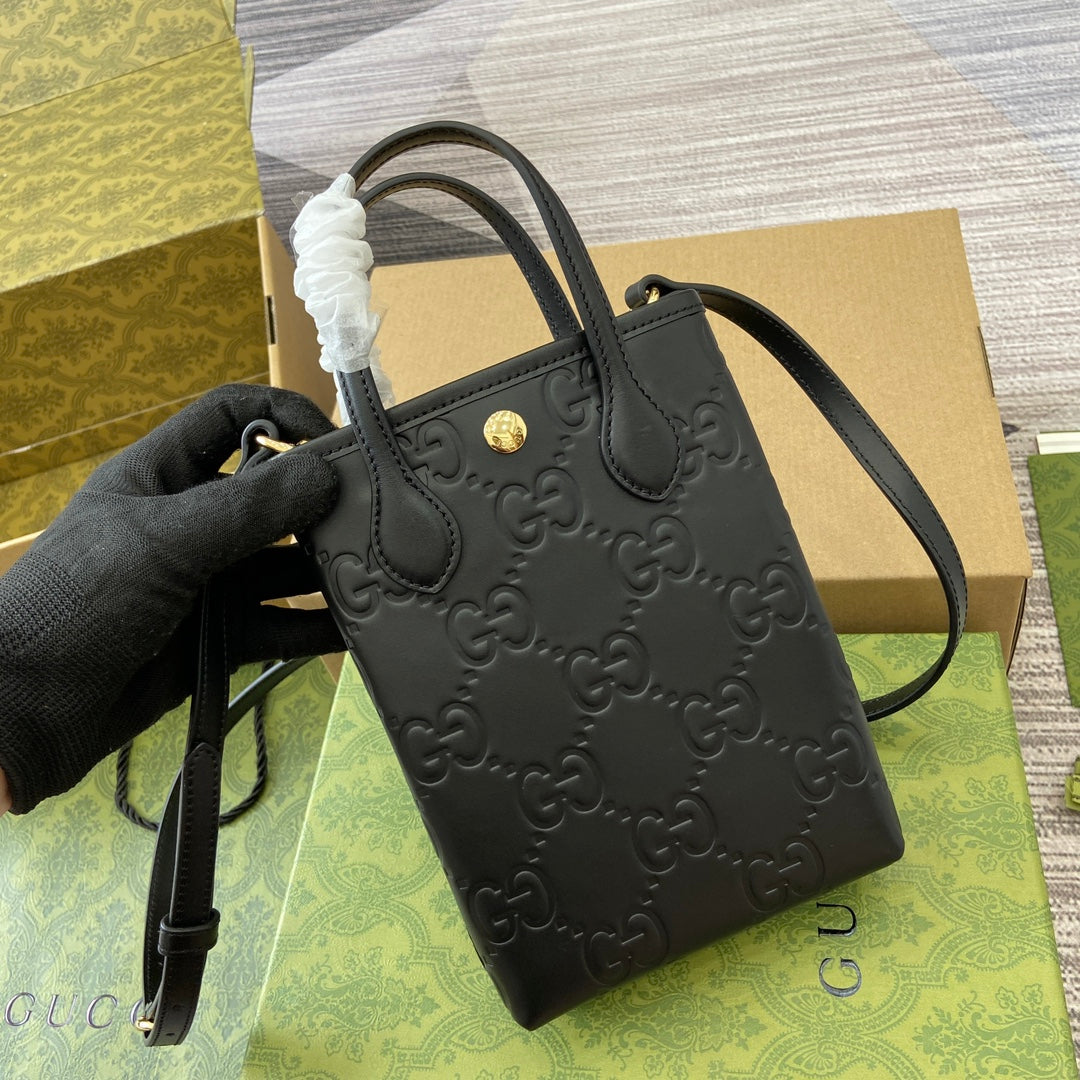 GUCCI 20 SUPER MINI BAG WITH STRAP IN BLACK CALFSKIN