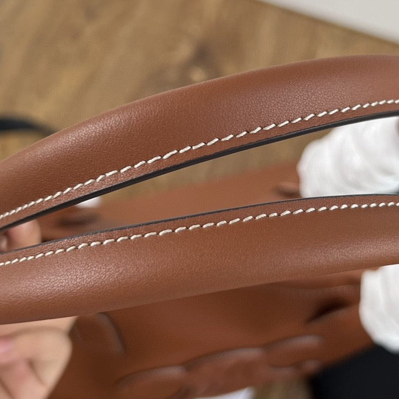 CELINE CUIR TRIOMPHE 44  TAN CALFSKIN