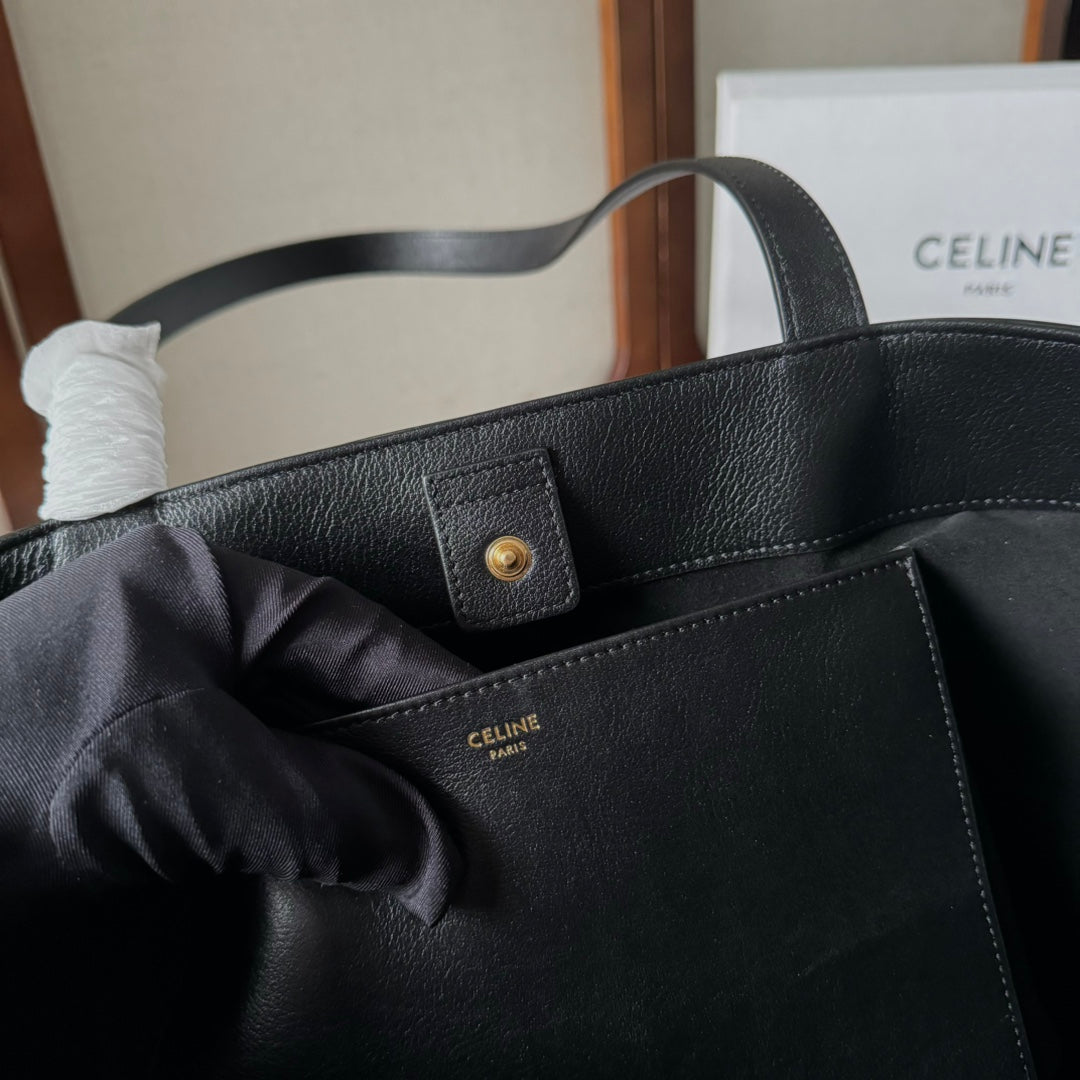 CELINE MEDIUM CABAS ANAÏS CUIR TRIOMPHE 54 IN BLACK GRAINED CALFSKIN