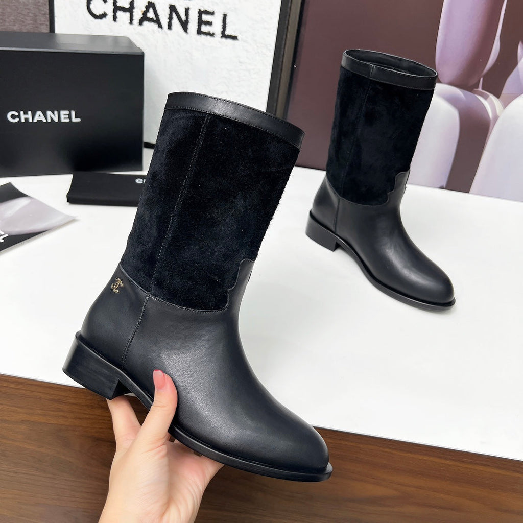 CHANEL 25S MID-CALF BOOTS 35MM IN BLACK CALFSKIN AND SUEDE GOLD HARDWARE