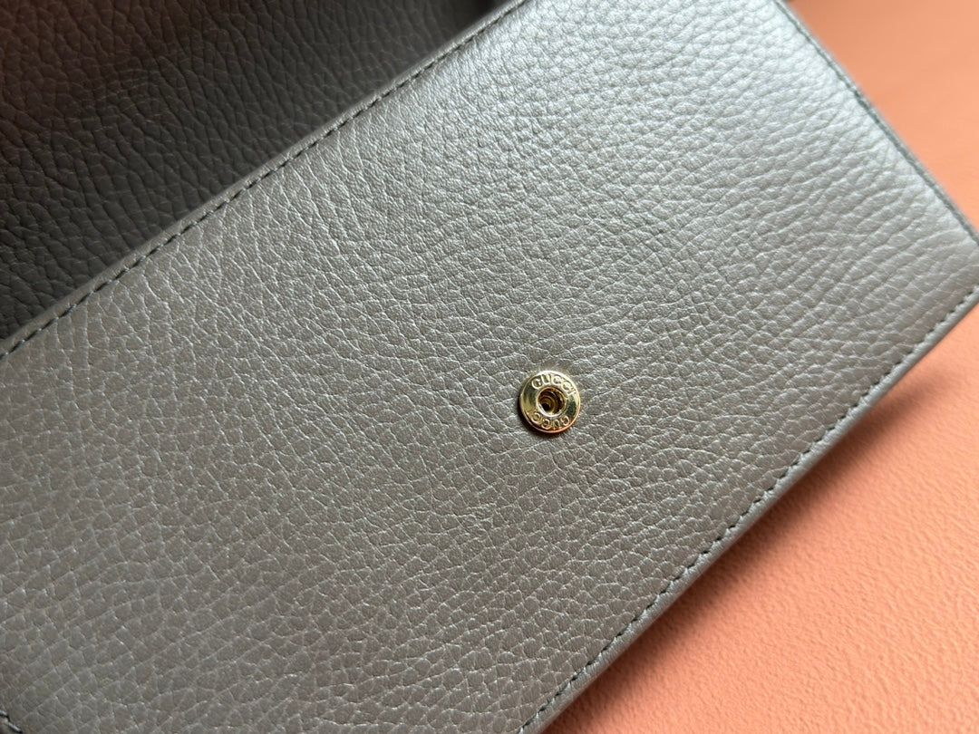GUCCI INTERLOCKING WOC 20 IN GRAY GRAINY CALFSKIN GOLD HARDWARE