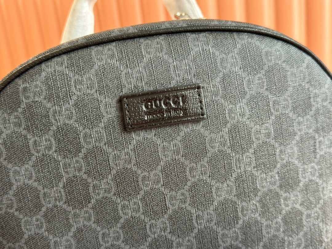 GUCCI MEDIUM  BACKPACK 40 IN DARK GREY AND BLACK CALFSKIN