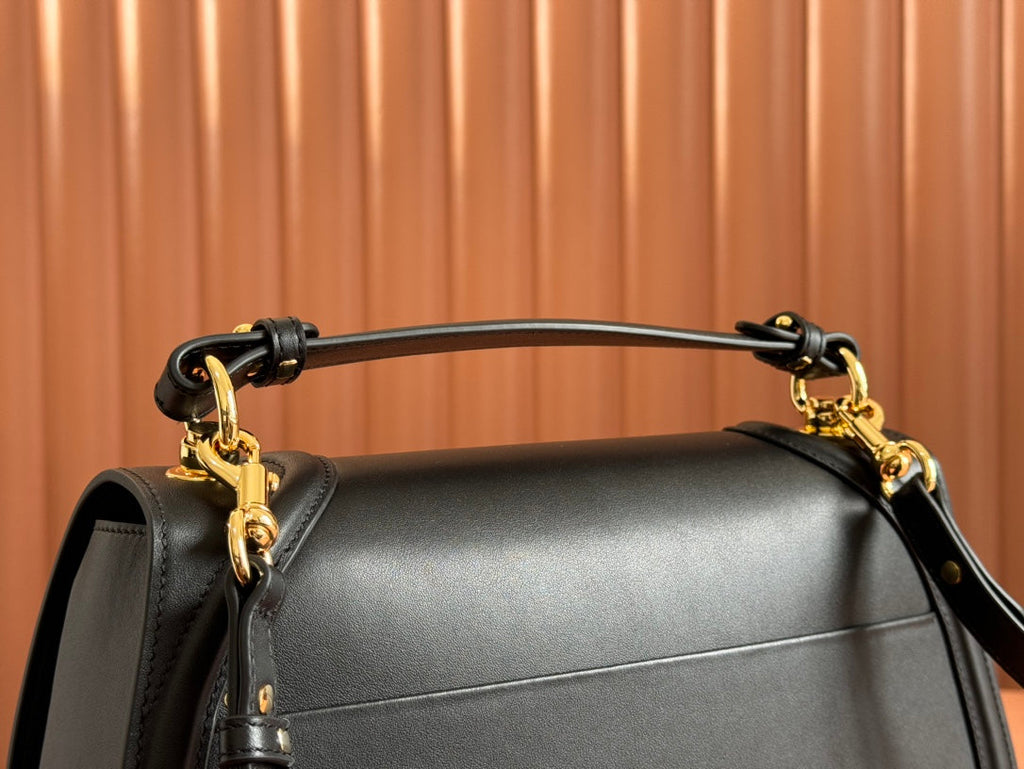 GUCCI BLONDIE LARGE TOP HANDLE BAG 32 IN BLACK CALFSKIN