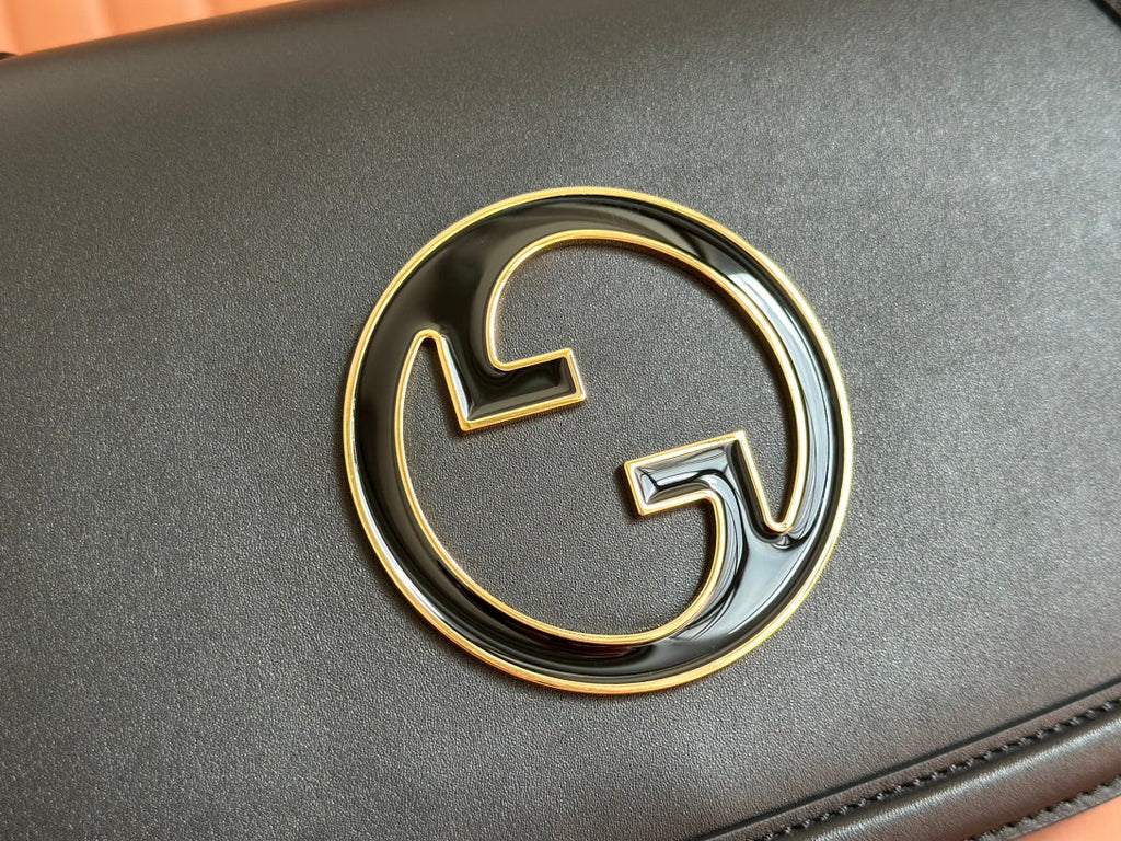 GUCCI 26S BLONDIE BAG 32 IN BLACK CALFSKIN