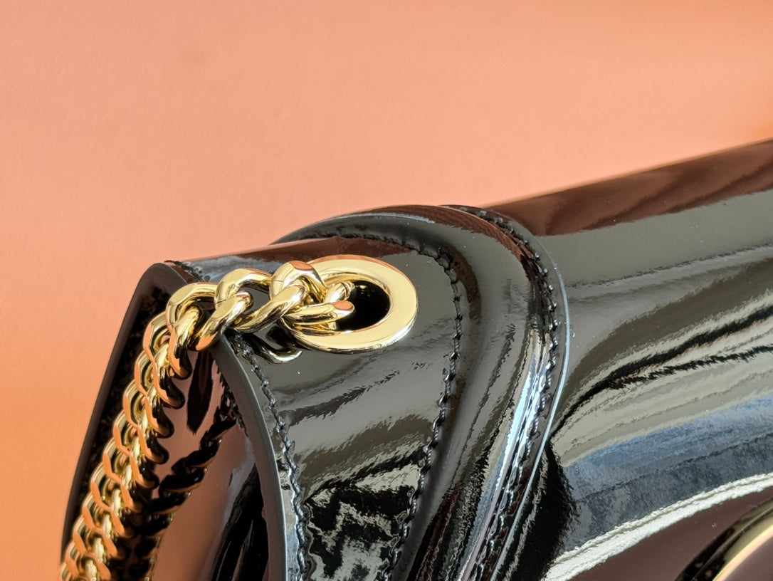 GUCCI SMALL BLONDIE SHOULDER BAG 21.5 IN BLACK PATENT CALFSKIN