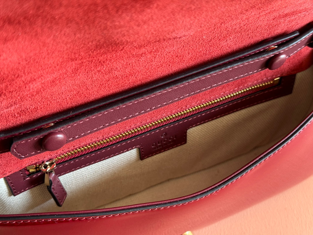 GUCCI MEDIUM BLONDIE SHOULDER BAG 26.5 IN RED PATENT CALFSKIN