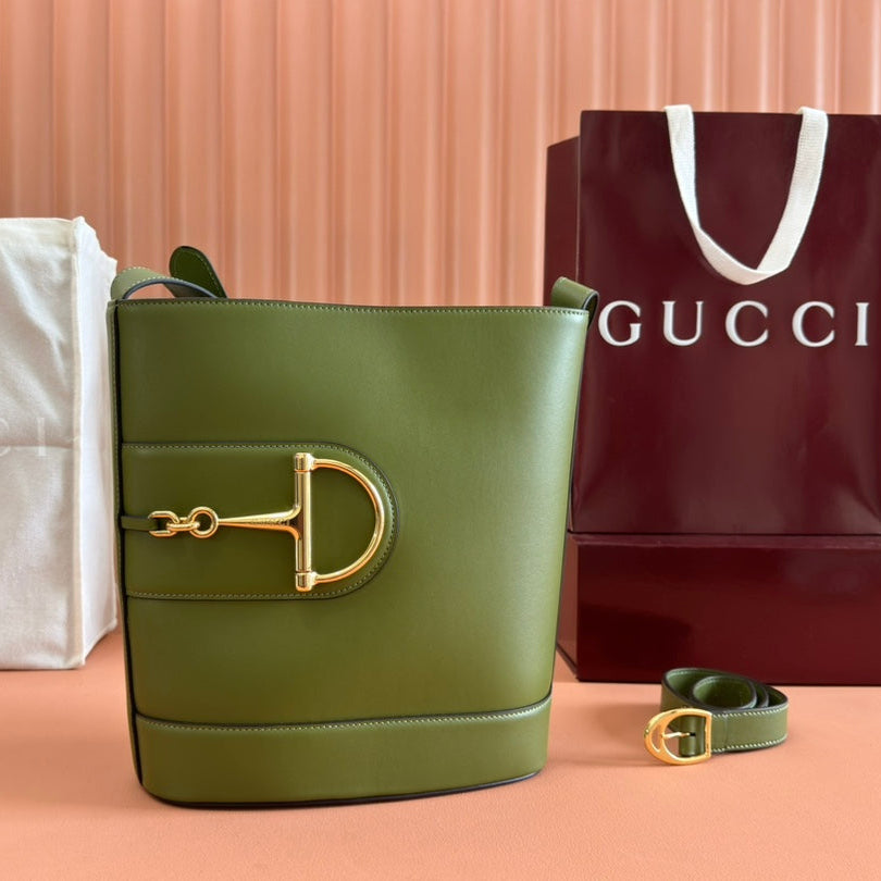 GUCCI 73 MEDIUM BUCKET BAG 27.5 IN GREEN SMOOTH CALFSKIN