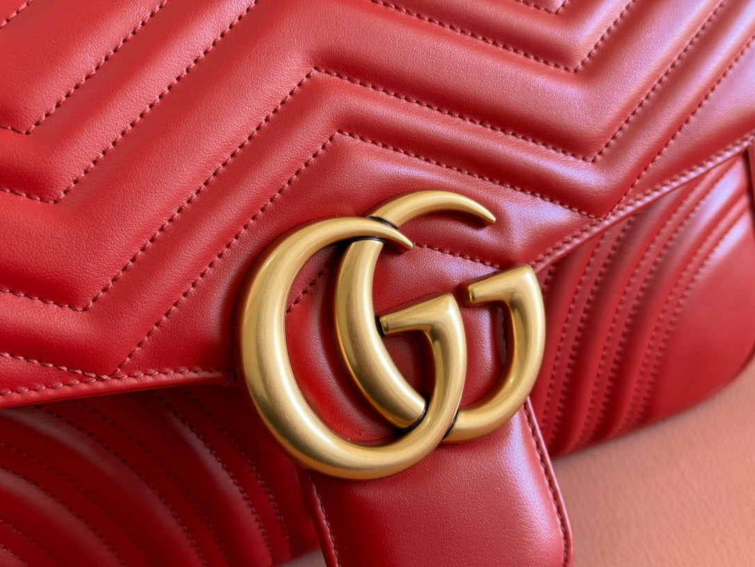GUCCI MARMONT SHOULDER BAG 31 IN RED CALFSKIN GOLD CHAIN