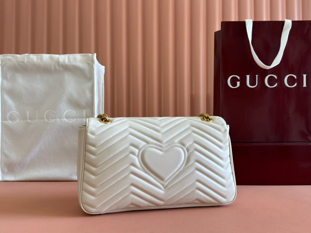 GUCCI MARMONT SHOULDER BAG 31 IN WHITE CALFSKIN GOLD CHAIN