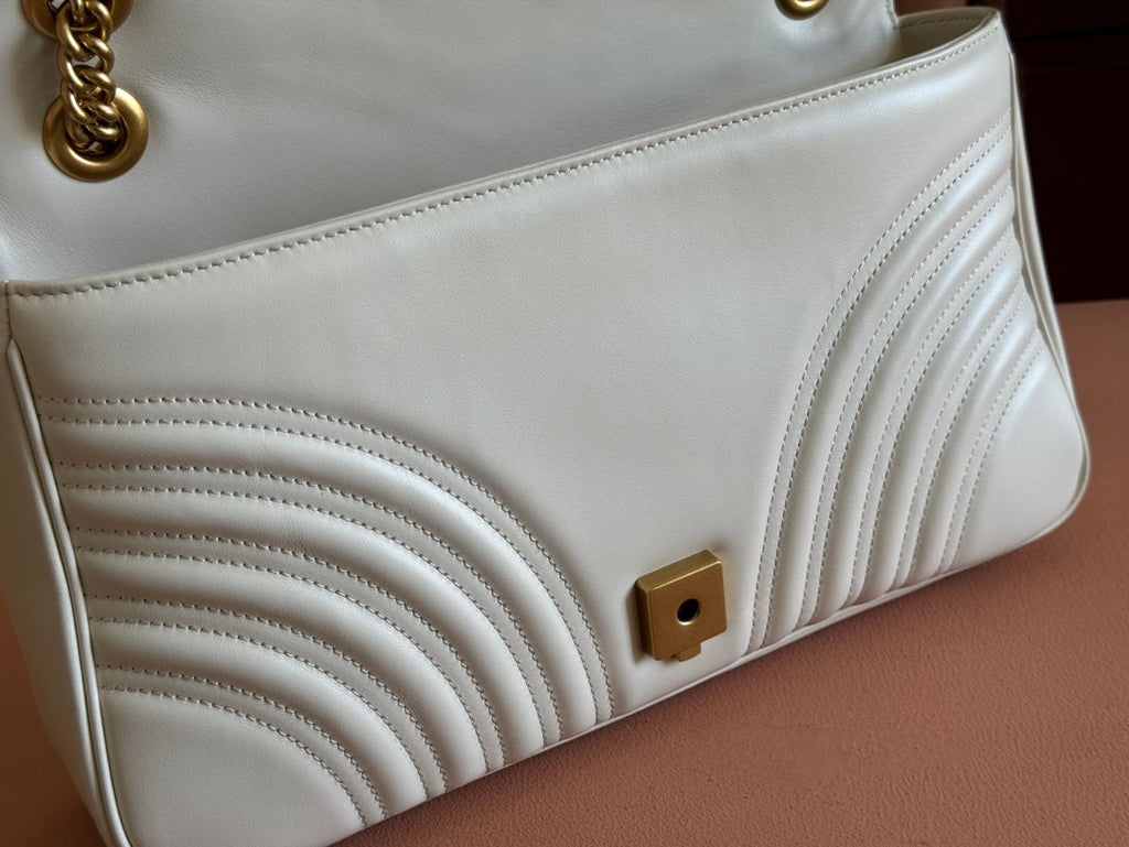 GUCCI MARMONT SHOULDER BAG 31 IN WHITE CALFSKIN GOLD CHAIN