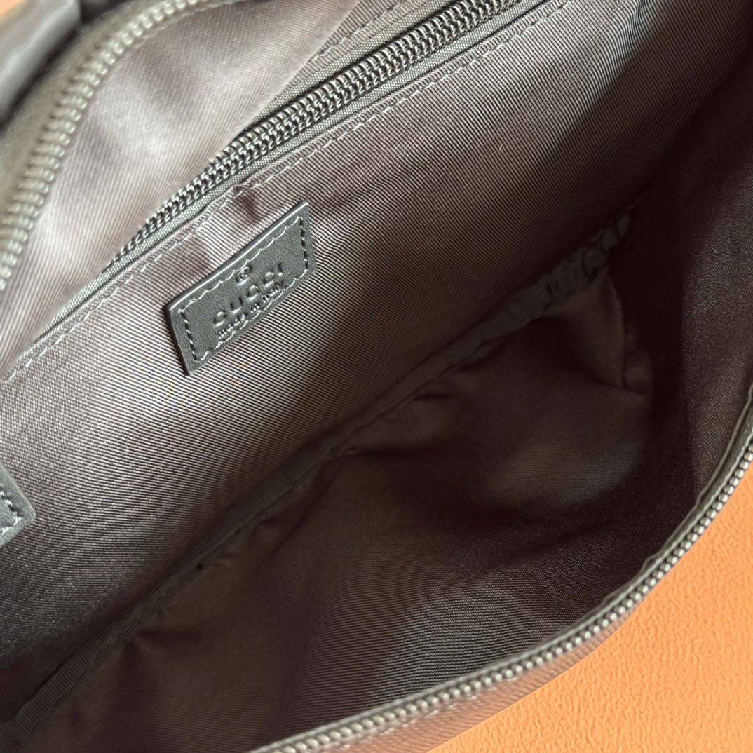 GUCCI LARGE BELT BAG 32 IN BLACK  NYLON