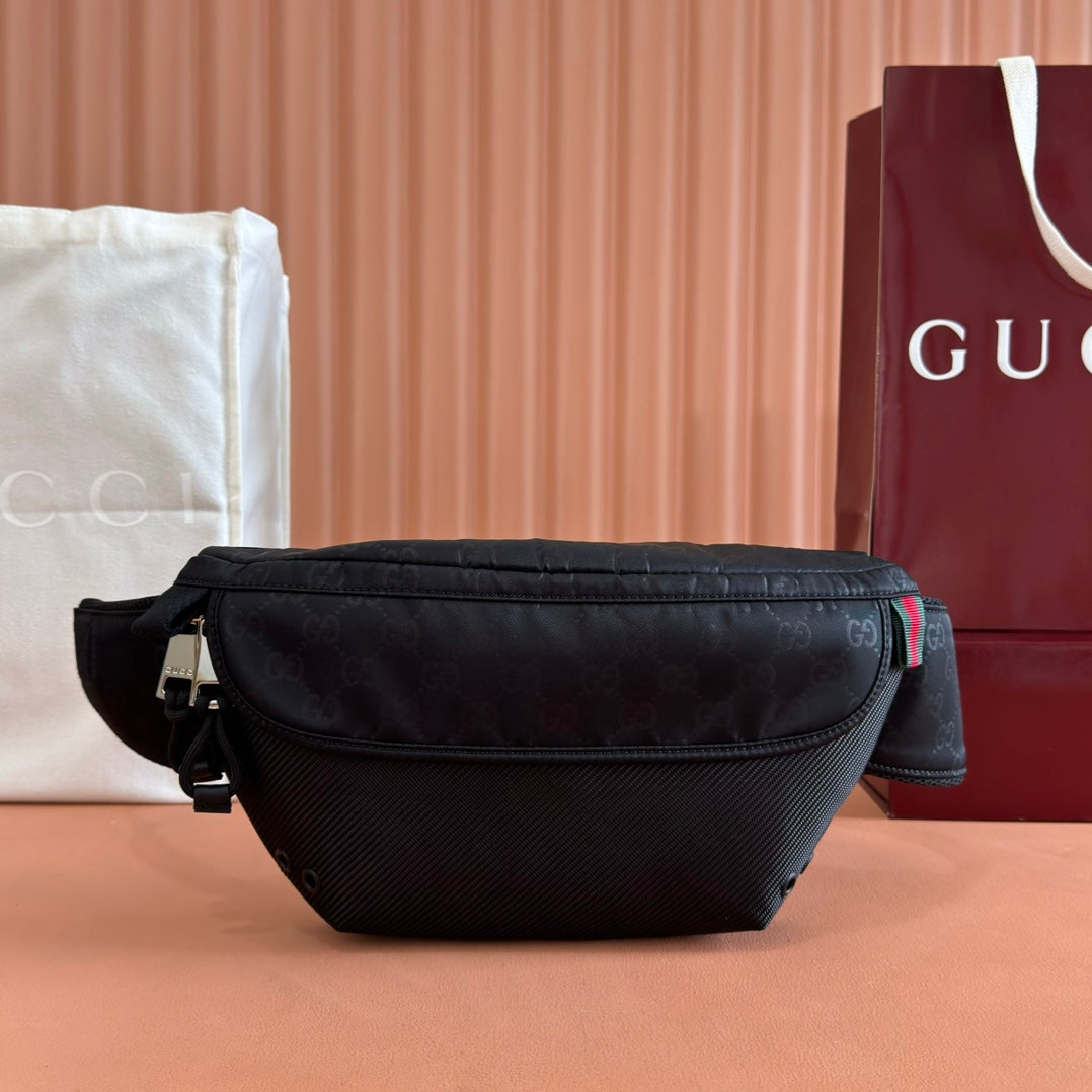 GUCCI LARGE BELT BAG 32 IN BLACK  NYLON