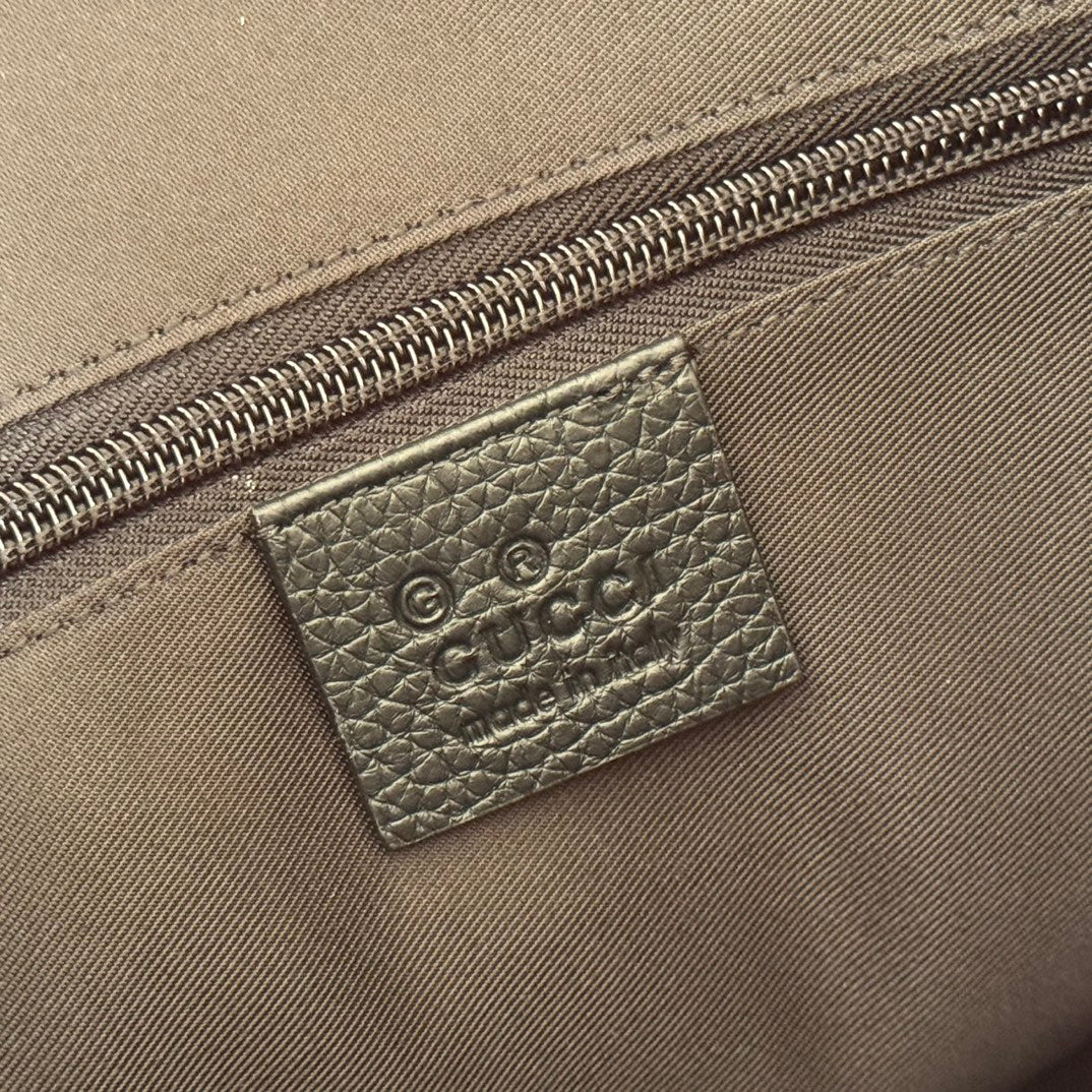 GUCCI MEDIUM CROSS MESSENGER BAG 29 IN BLACK FABRIC