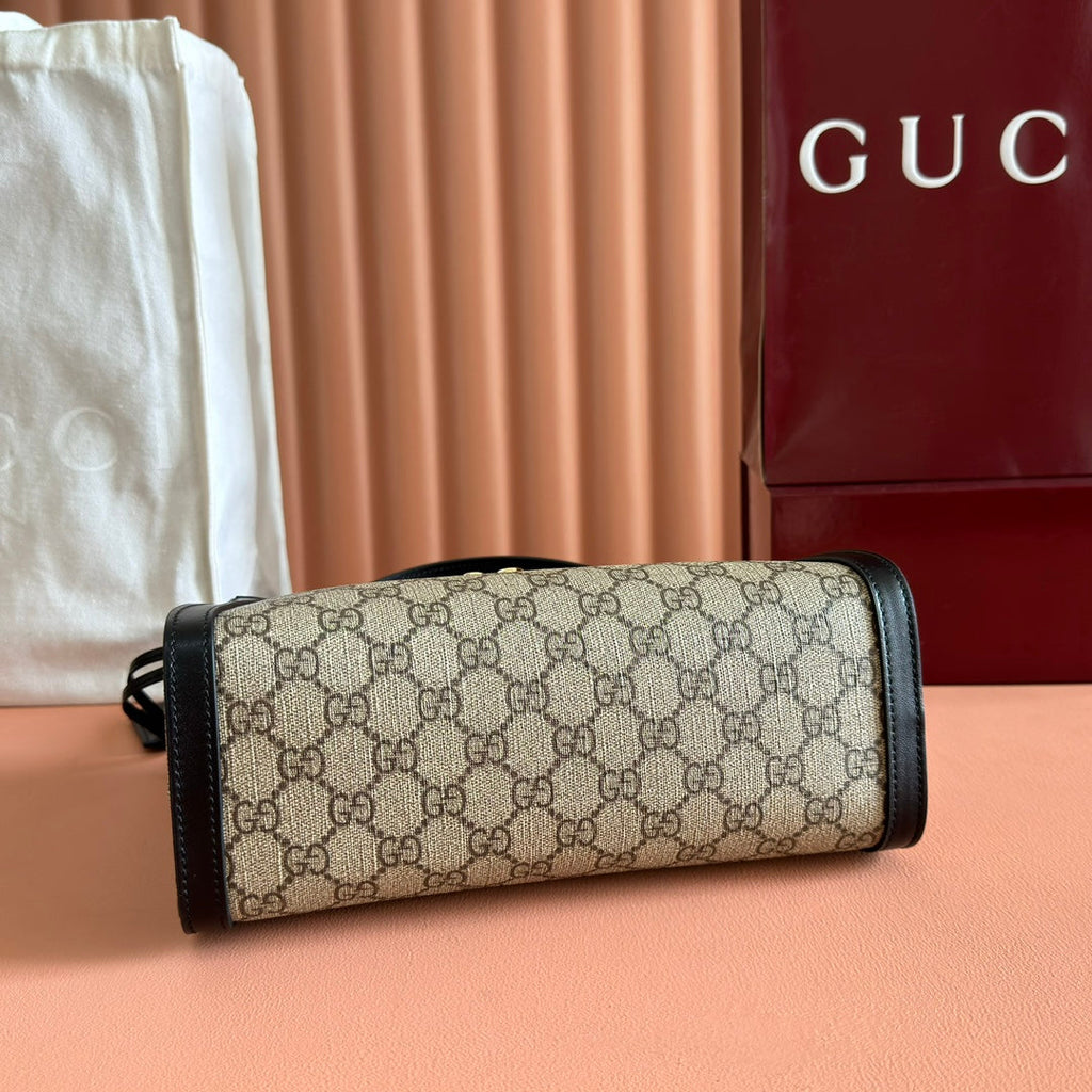 GUCCI 26S PADLOCK TOP HANDLE BAG 25 IN DARK BEIGE AND BLACK CALFSKIN