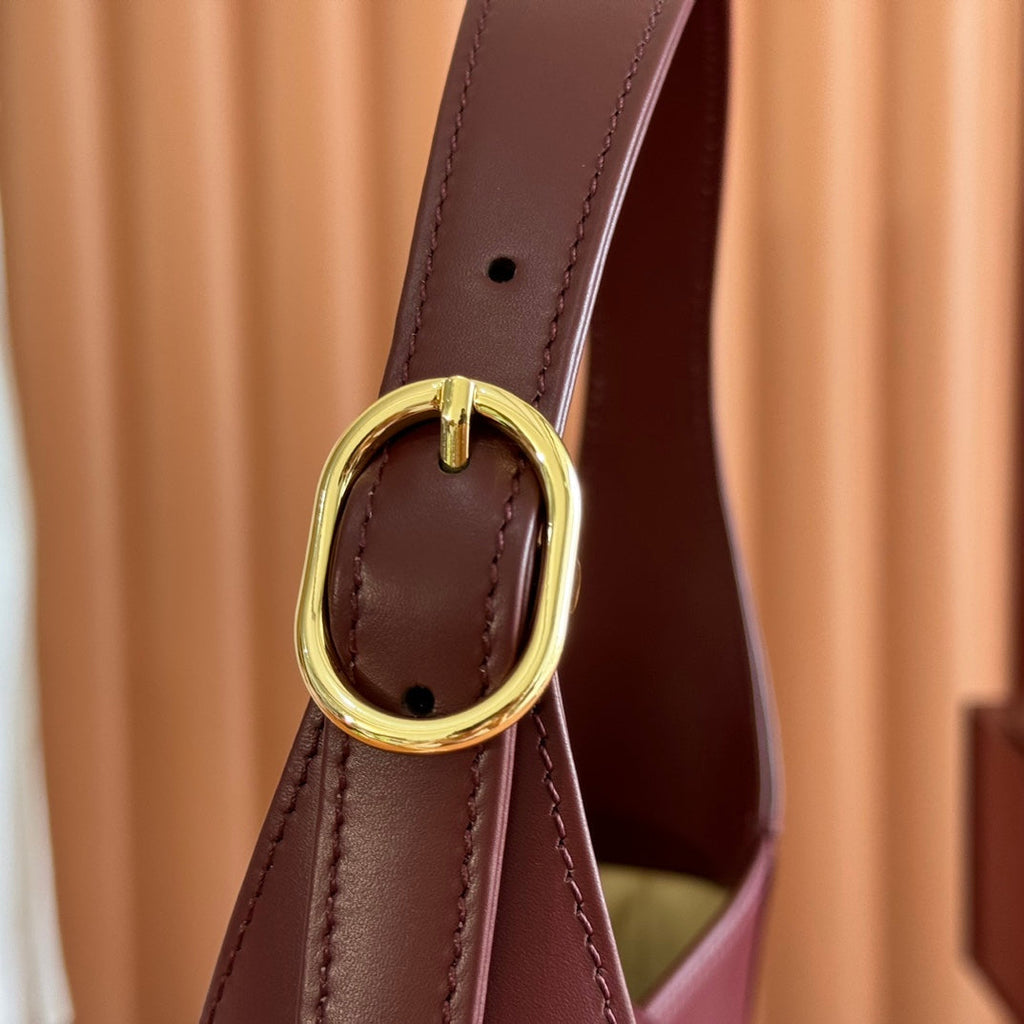GUCCI JACKIE SMALL SHOULDER BAG 27 IN BURGUNDY RED CALFSKIN GOLD HARDWARE