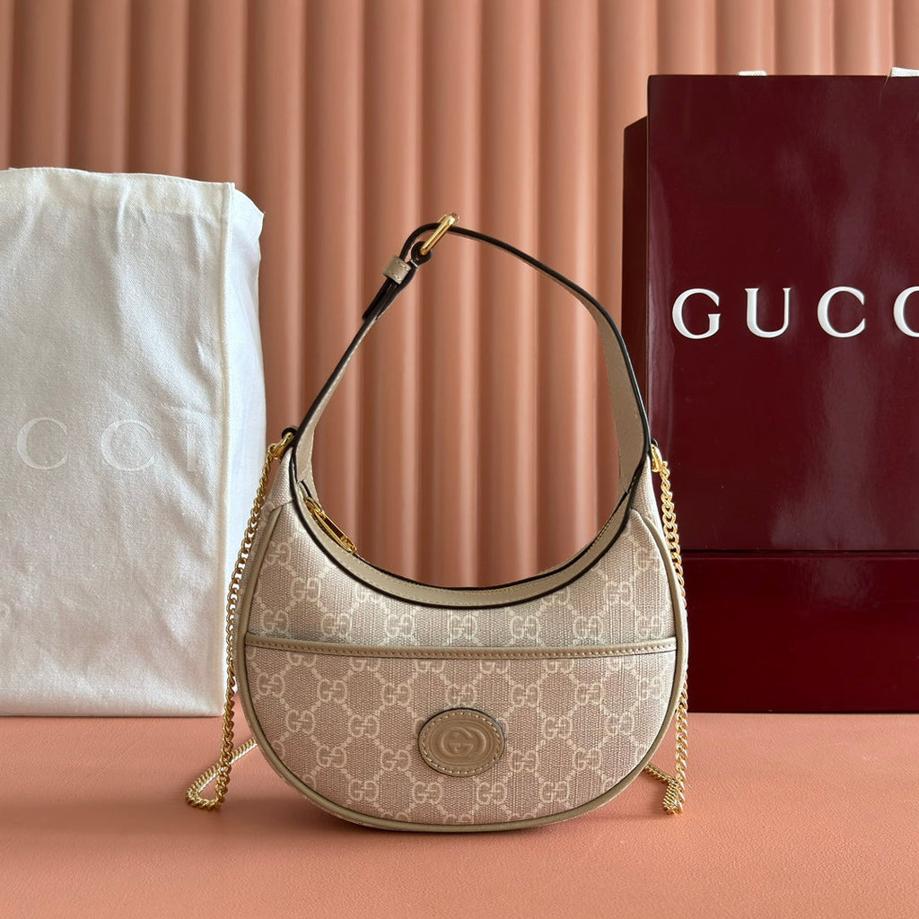 GUCCI SUPREME SHOULDER BAG 22 CREAM IN CANVAS GOLD HARDWARE