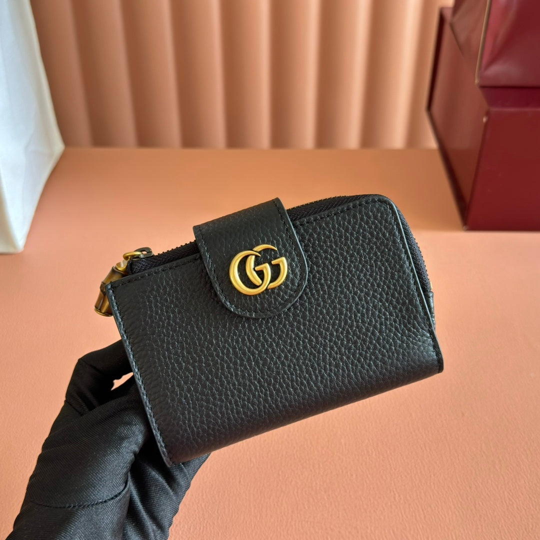 GUCCI 25S MARMONT WALLET 13 IN BLACK CALFSKIN GOLD HARDWARE