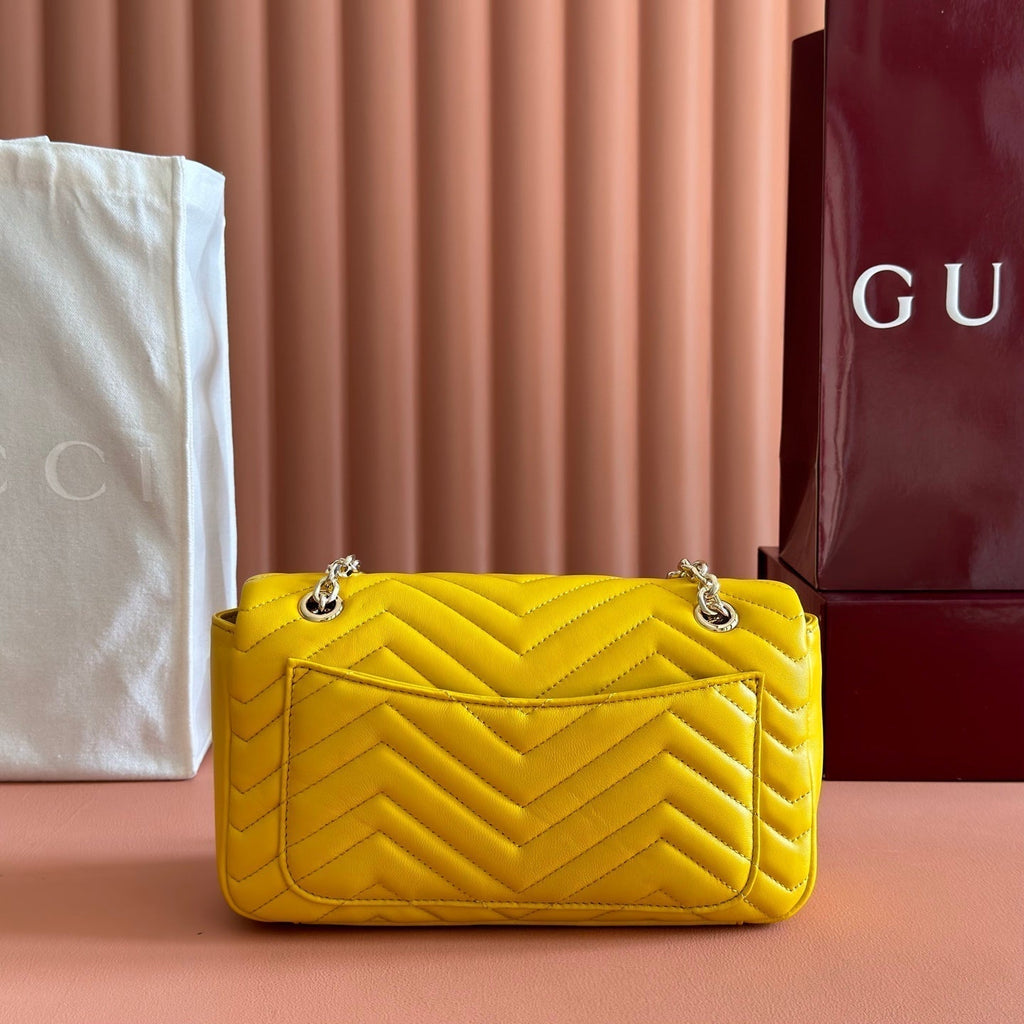 GUCCI 26S  MARMONT BAG 26 IN YELLOW LAMBSKIN