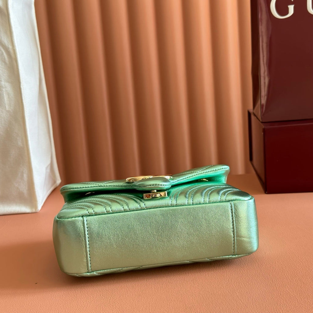 GUCCI 26S  MARMONT BAG 22 IN METALLIC PALE GREEN LAMBSKIN