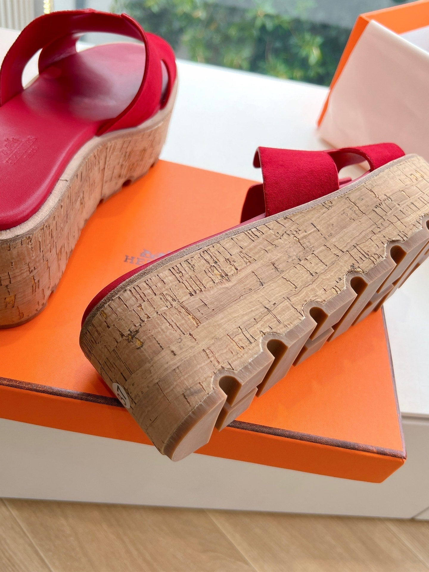 HERMES EZE 65 SANDAL CHERRY SUEDE