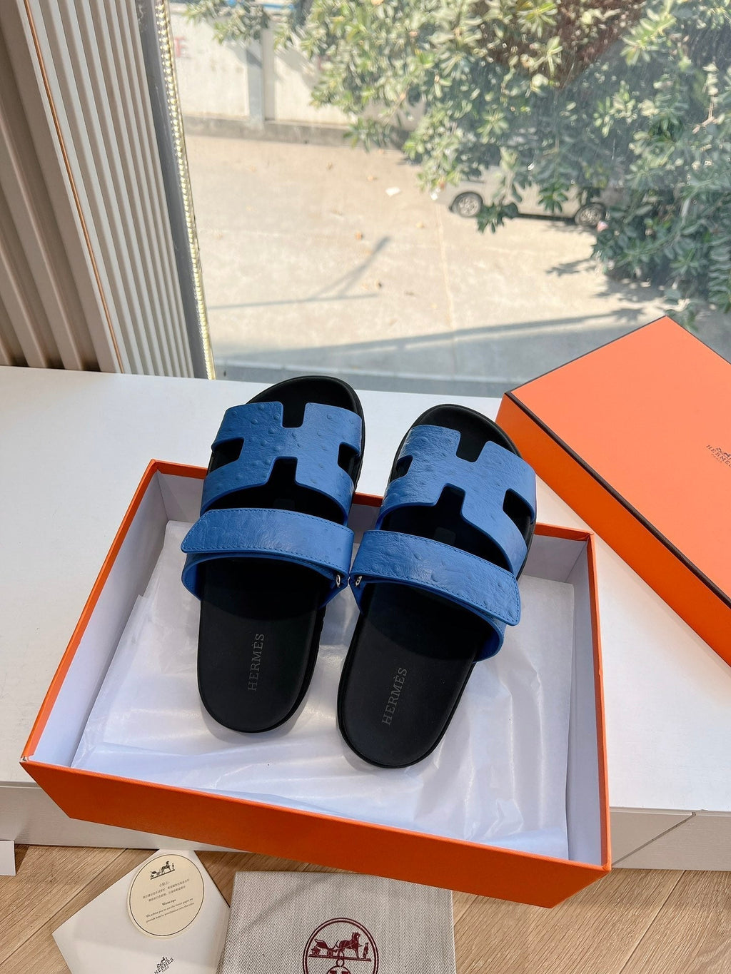 HERMES CHYPRE SANDAL IN COBALT BLUE GRAINED CALFSKIN