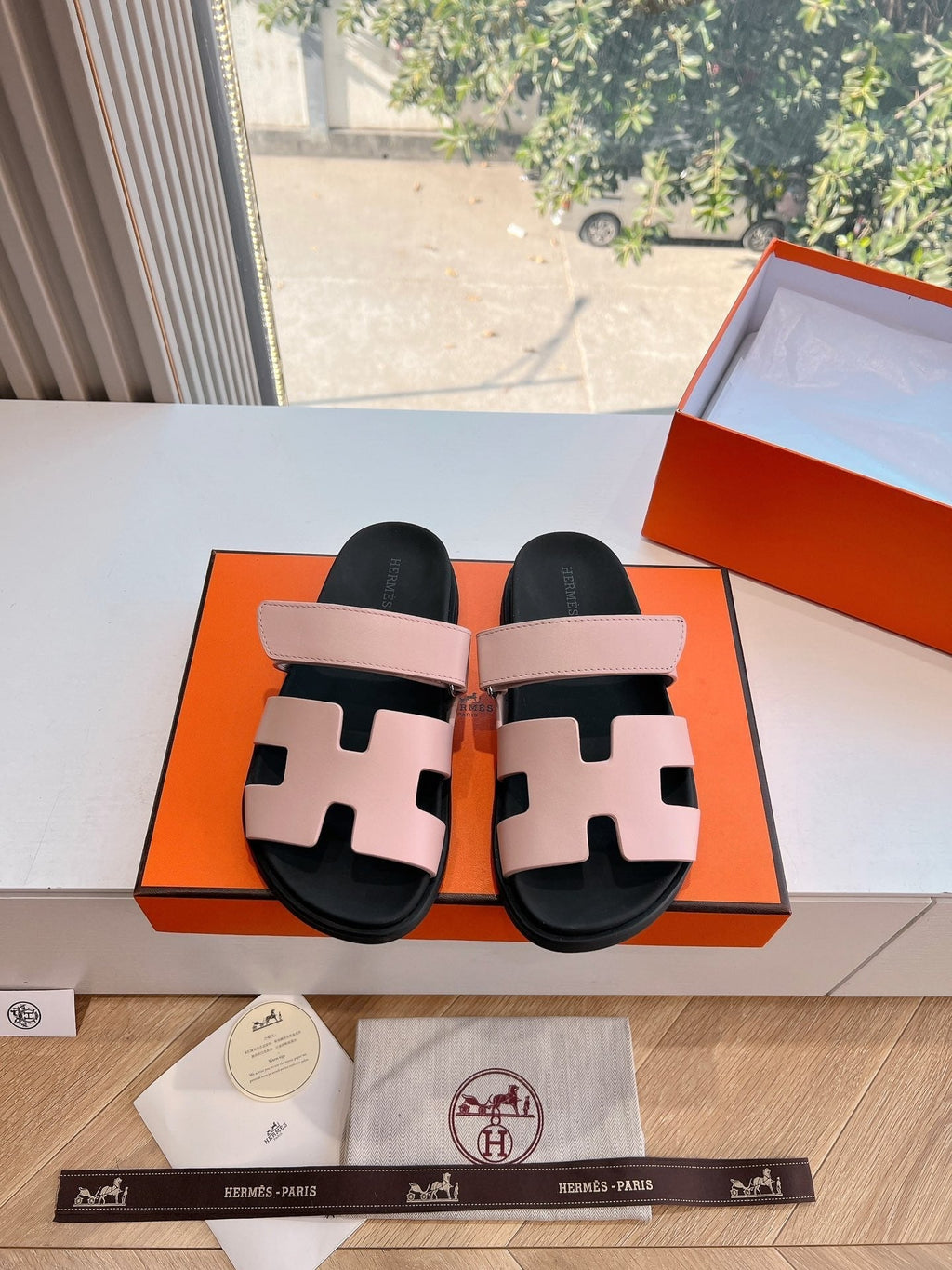 HERMES CHYPRE SANDAL IN LIGHT PINK CALFSKIN