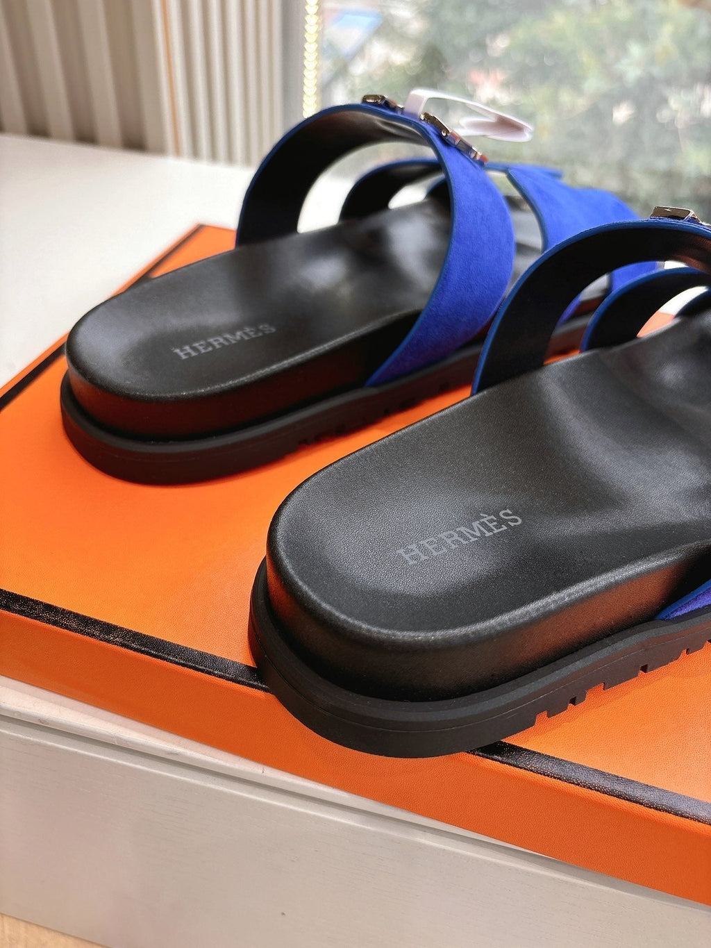 HERMES CHYPRE SANDAL IN COBALT BLUE SUEDE