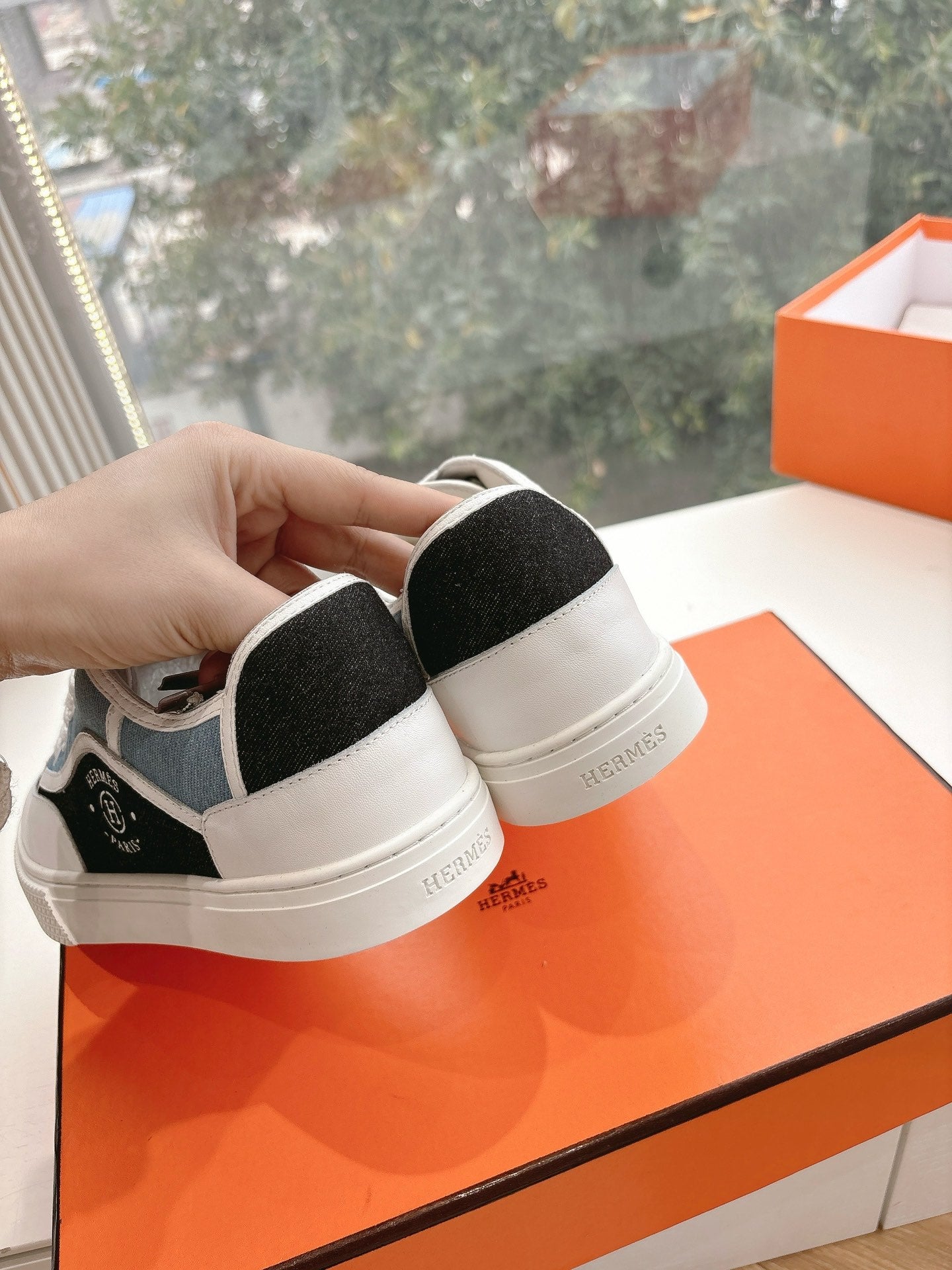 HERMES GET SNEAKER IN BLACK MIX LIGHT BLUE CANVAS AND CALFSKIN