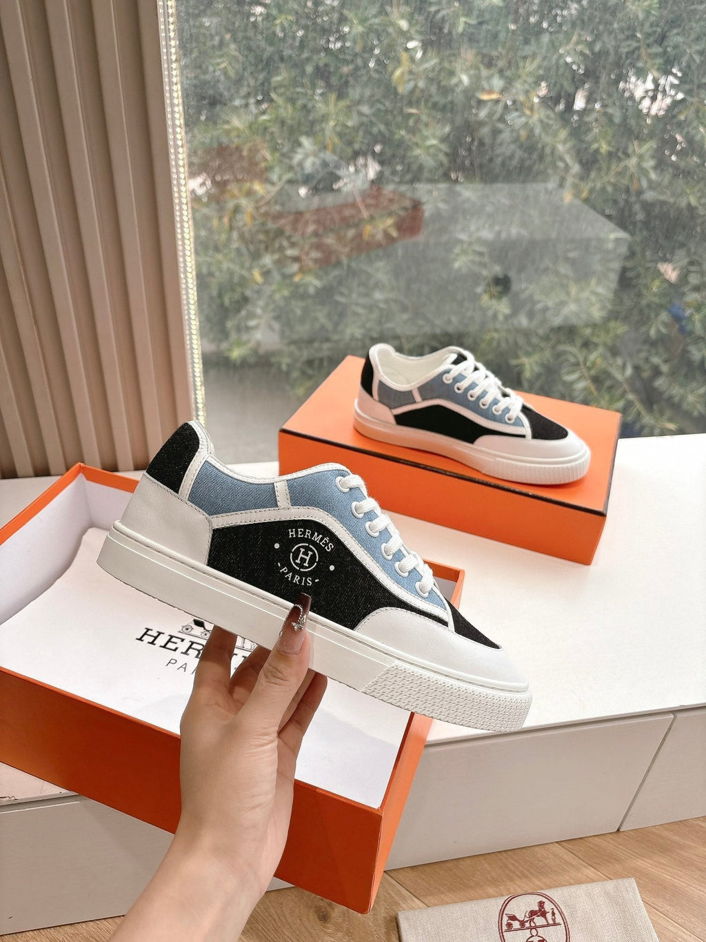 HERMES GET SNEAKER IN BLACK MIX LIGHT BLUE CANVAS AND CALFSKIN