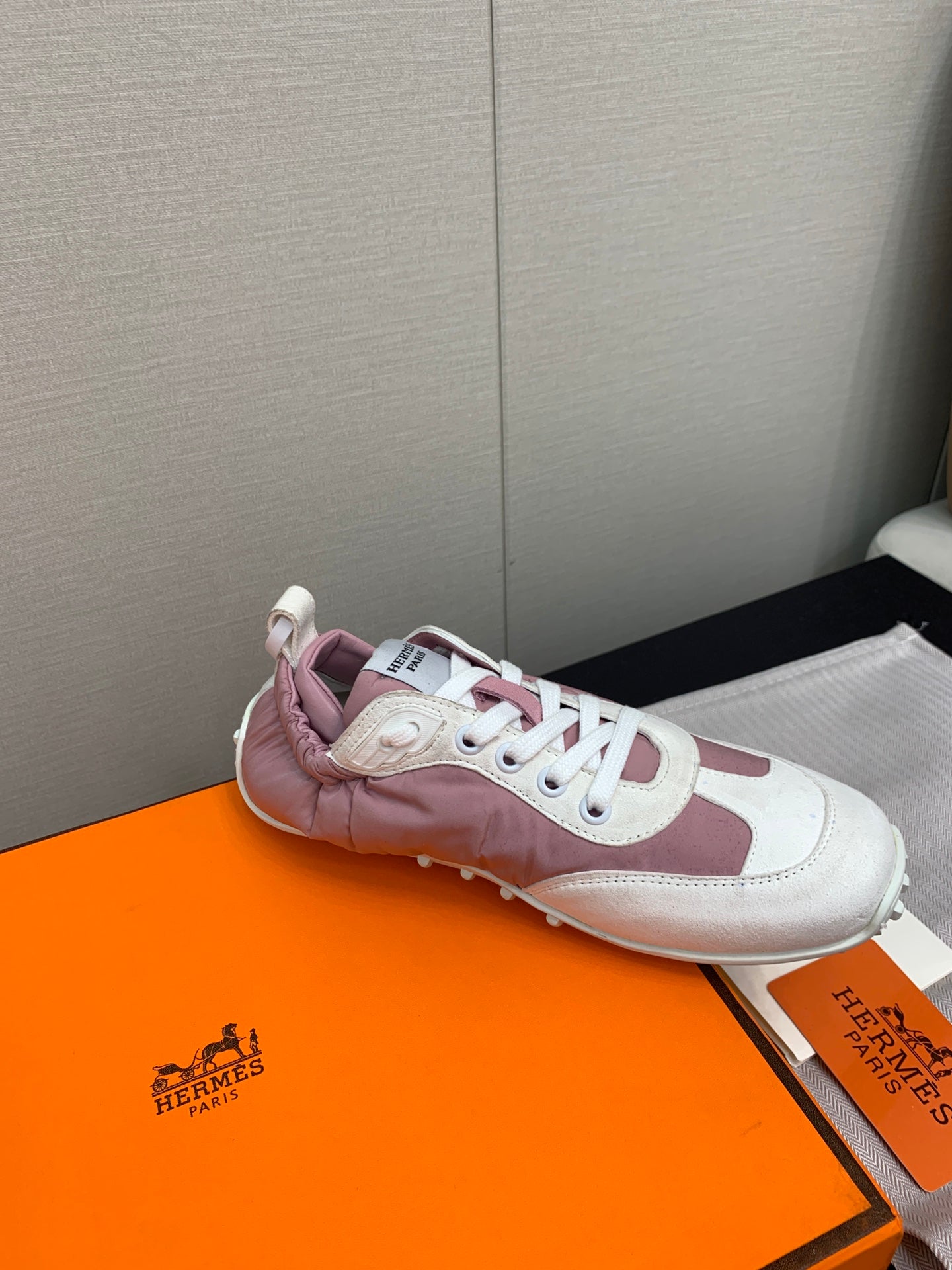 HERMES SKATEBOARD SHOES LIGHT GRAY MIX DARK PINK CALFSKIN
