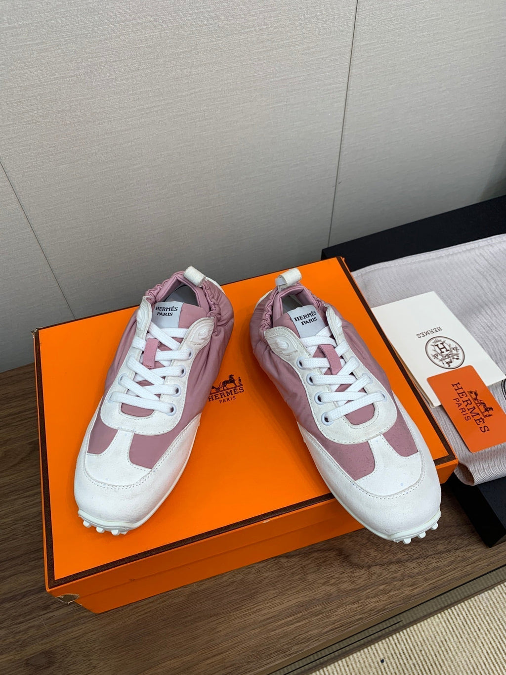HERMES SKATEBOARD SHOES LIGHT GRAY MIX DARK PINK CALFSKIN