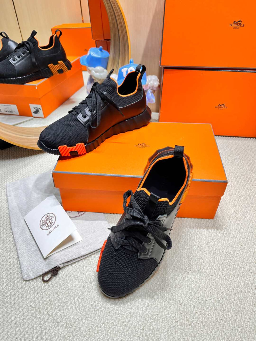 HERMES DEPART SLIP-ON SNEAKER IN BLACK KNIT AND CALFSKIN