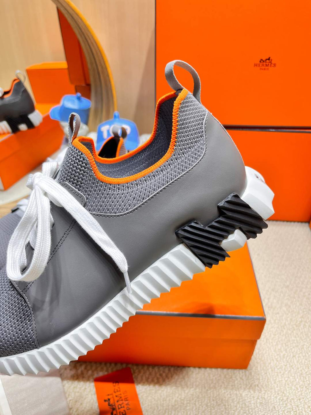 HERMES DEPART SLIP-ON SNEAKER IN MOUSE GRAY KNIT AND CALFSKIN