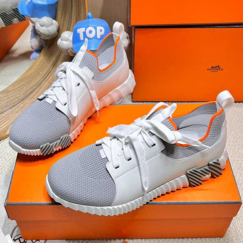 HERMES DEPART SLIP-ON SNEAKER IN WHITE MIX SHARK GRAY KNIT AND CALFSKIN
