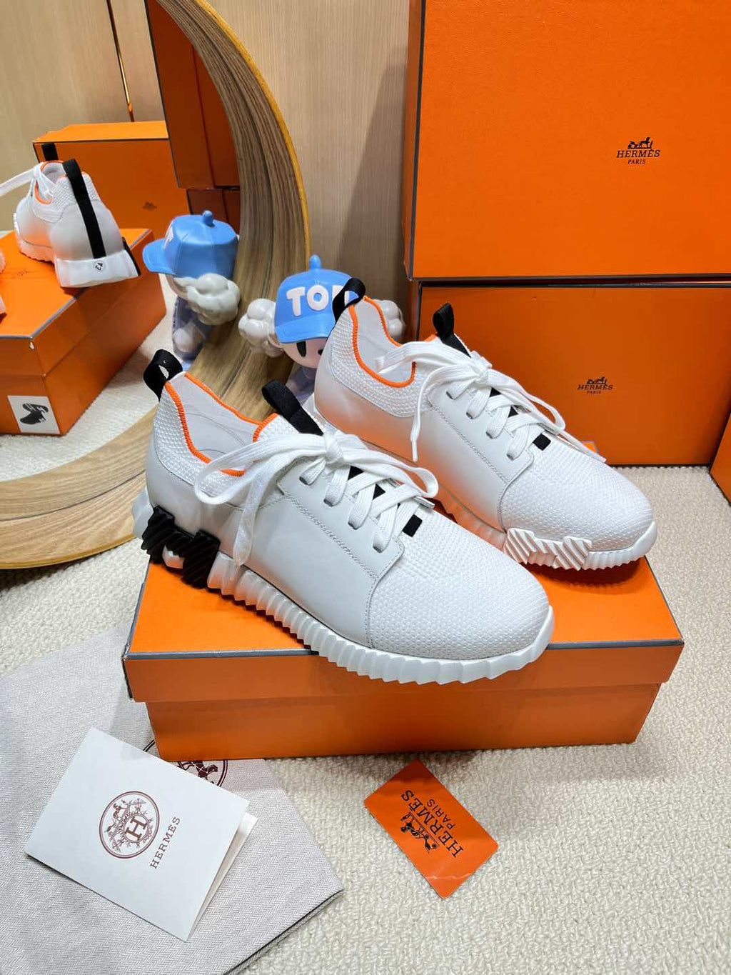 HERMES DEPART SLIP-ON SNEAKER IN WHITE KNIT AND CALFSKIN