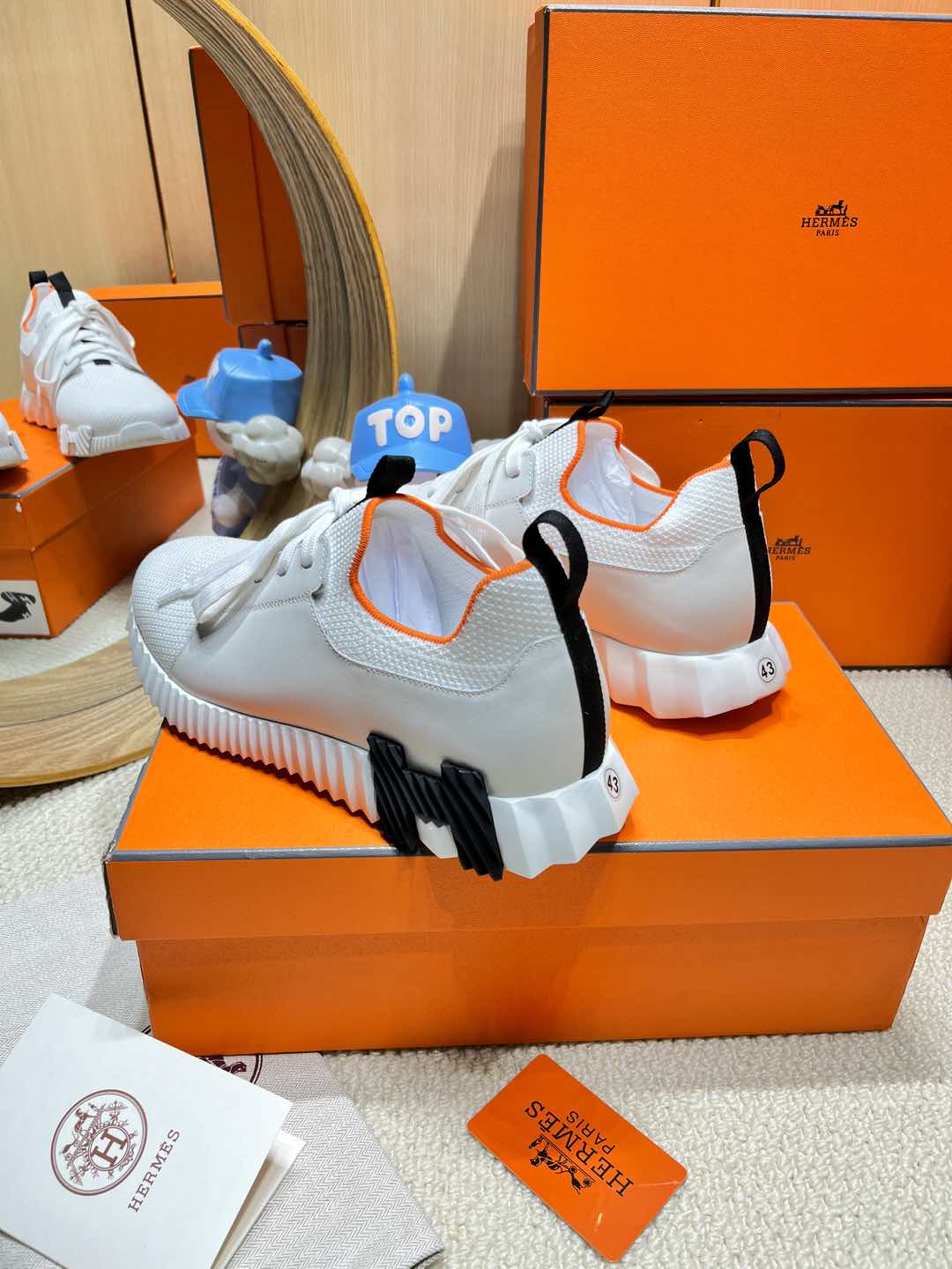 HERMES DEPART SLIP-ON SNEAKER IN WHITE KNIT AND CALFSKIN