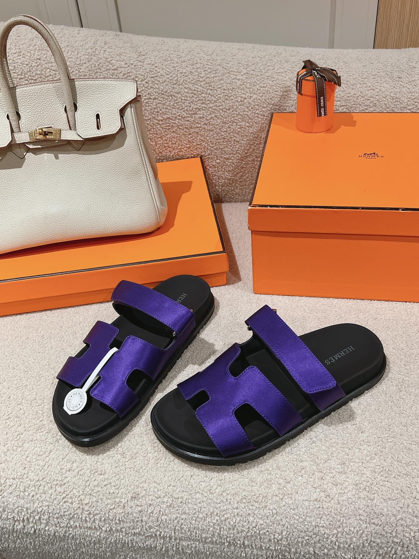 HERMES CHYPRE SANDAL BLACK MIX IMPERIAL BLUE CALFSKIN