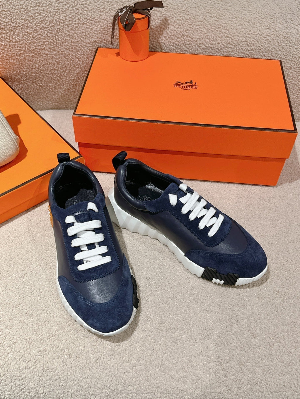 HERMES MAINLAND SNEAKER IN NAVY BLUE SUEDE AND CALFSKIN 959296