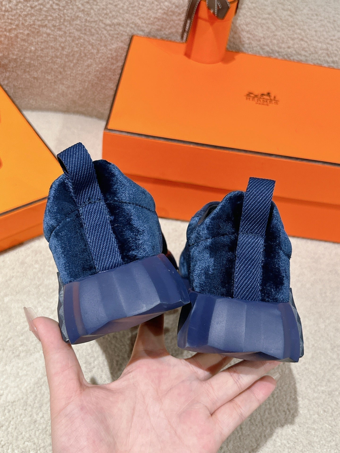 HERMES MAINLAND SNEAKER IN NAVY BLUE SUEDE AND BLACK VELVET