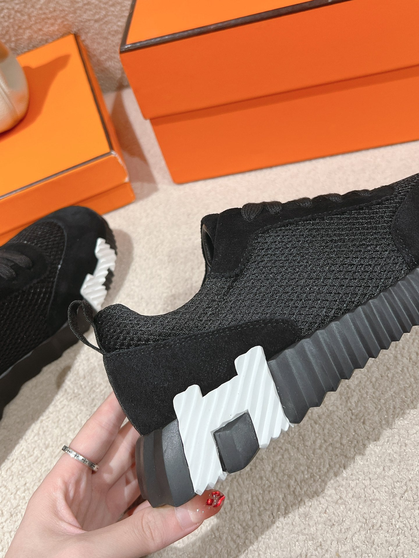 HERMES MAINLAND SNEAKER IN BLACK SUEDE AND BREATHABLE MESH FABRIC